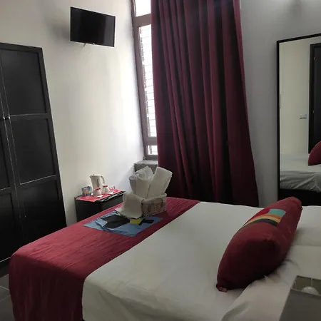 Plebiscito Hotel