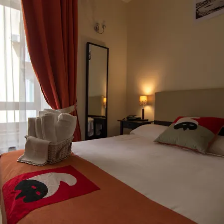 Hotel Plebiscito 3*