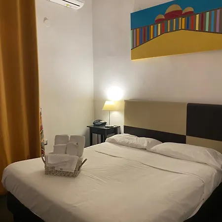Plebiscito 3* Naples